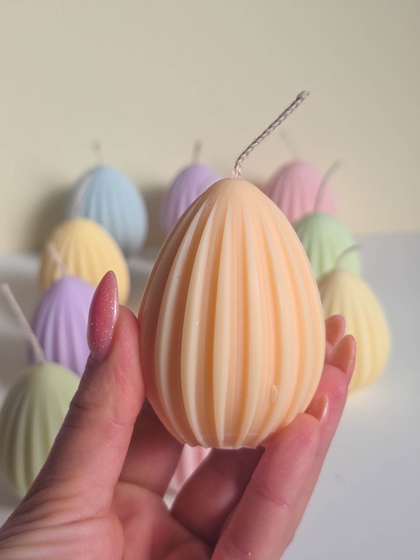 Ribbed Egg S