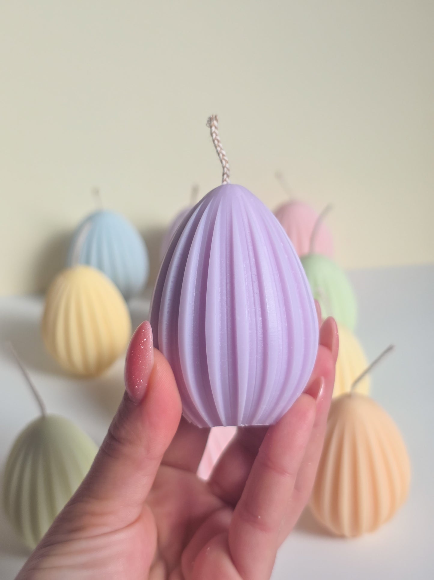Ribbed Egg S
